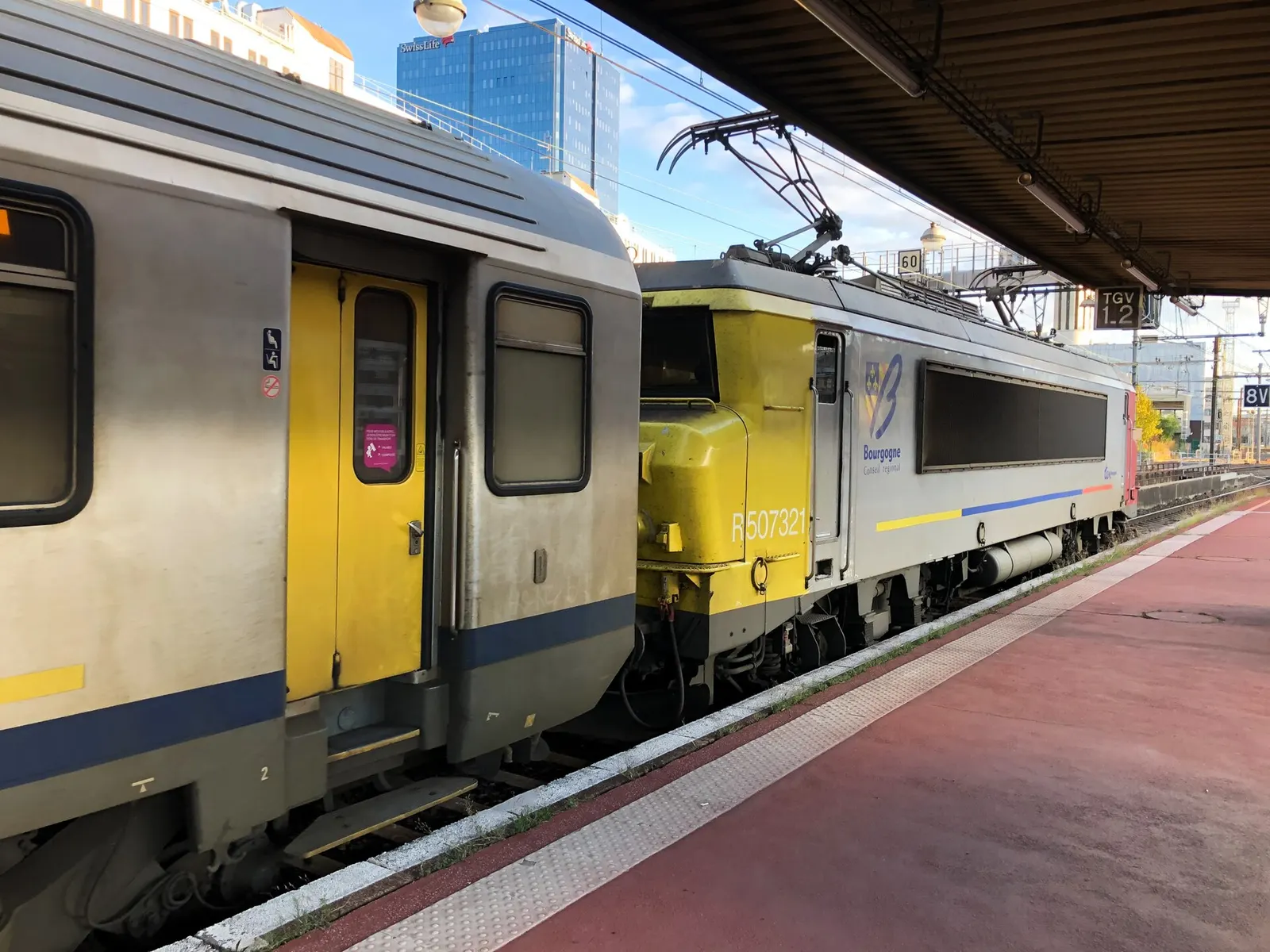 A regional train at Lyon Part-Dieu station